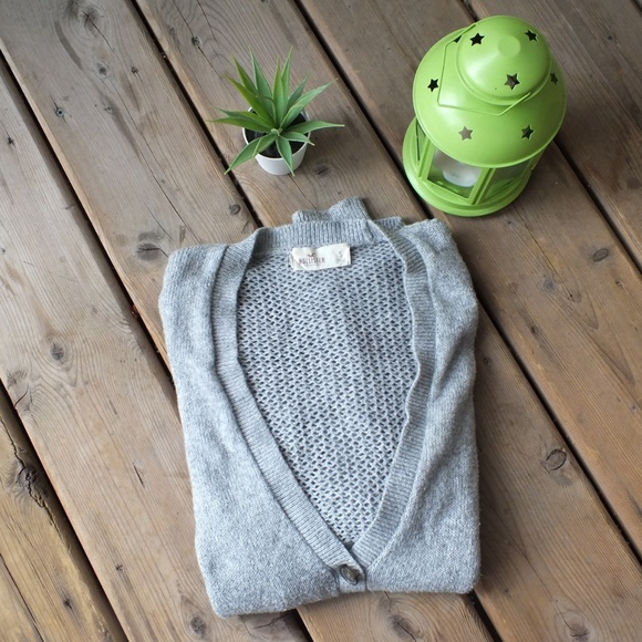Hollister Cardigan Size Small - Picture 4 of 4